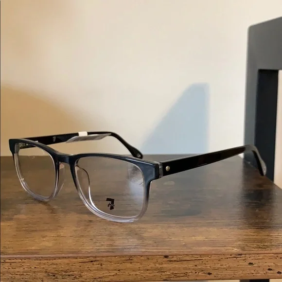 NWT 7 For all Mankind Frames - Picture 2 of 4